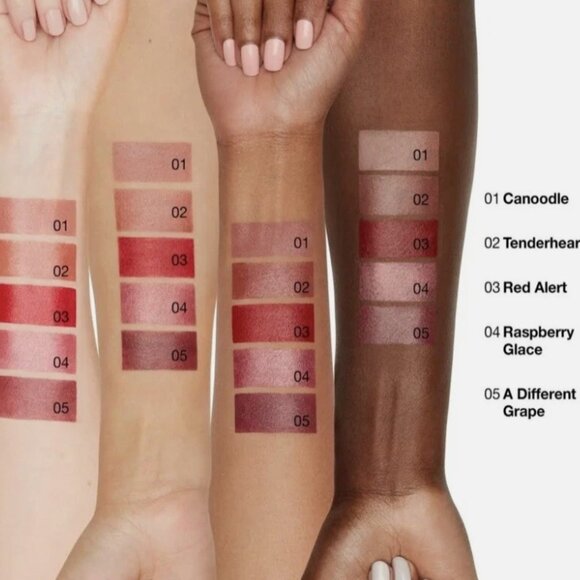 Brand new Clinique "A Different Grape" Dramatically Different Lip Color - Picture 3 of 8